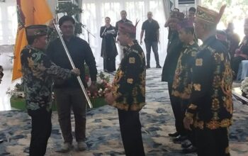 Gubernur Lepas Tim Kalimantan Tengah Ikuti Pesparawi Nasional di Papua Barat