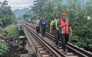 KAI Daop 2 Bandung Ajak Masyarakat Berperan Serta Jaga Keselamatan Perjalanan Kereta Api KAI Daop 2 Bandung Ajak Masyarakat Berperan Serta Jaga Keselamatan Perjalanan Kereta Api