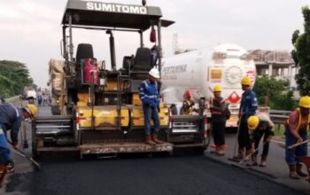 TINGKATKAN KUALITAS PERKERASAN JALAN, PT JASAMARGA TOLLROAD MAINTENANCE LAKSANAKAN PEKERJAAN PEMELIHARAAN DI RUAS TOL SEMARANG TINGKATKAN KUALITAS PERKERASAN JALAN, PT JASAMARGA TOLLROAD MAINTENANCE LAKSANAKAN PEKERJAAN PEMELIHARAAN DI RUAS TOL SEMARANG