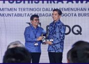 FLOQ Raih Penghargaan Yudhistira dari CFX atas Akuntabilitas dan Integritas Tertinggi FLOQ Raih Penghargaan Yudhistira dari CFX atas Akuntabilitas dan Integritas Tertinggi