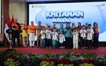 Kado Spektakuler! Di Momen HUT Jakarta ke-499, TP PKK Jakarta dan PAM JAYA Gratiskan Khitan untuk 2.000 Anak Kado Spektakuler! Di Momen HUT Jakarta ke-499, TP PKK Jakarta dan PAM JAYA Gratiskan Khitan untuk 2.000 Anak