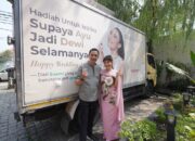 Dianggap Suami Idaman, Regi Datau Terbang Lintas Negara demi Kejutan Anniversary untuk Ayu Dewi Dianggap Suami Idaman, Regi Datau Terbang Lintas Negara demi Kejutan Anniversary untuk Ayu Dewi