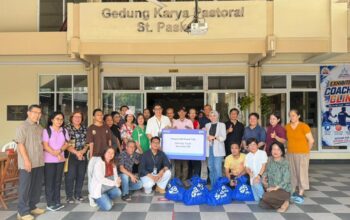 BRI Region 6 Salurkan 200 Paket Sembako Melalui Program CSR kepada Jemaat Gereja St. Paskalis