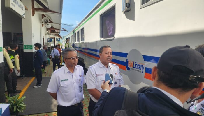 KAI Daop 2 Bandung Adakan Pengobatan Gratis Dengan Rail Clinic di Stasiun Bumiwaluya