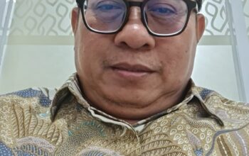 Geliat Bayang-Bayang Sang Mantan