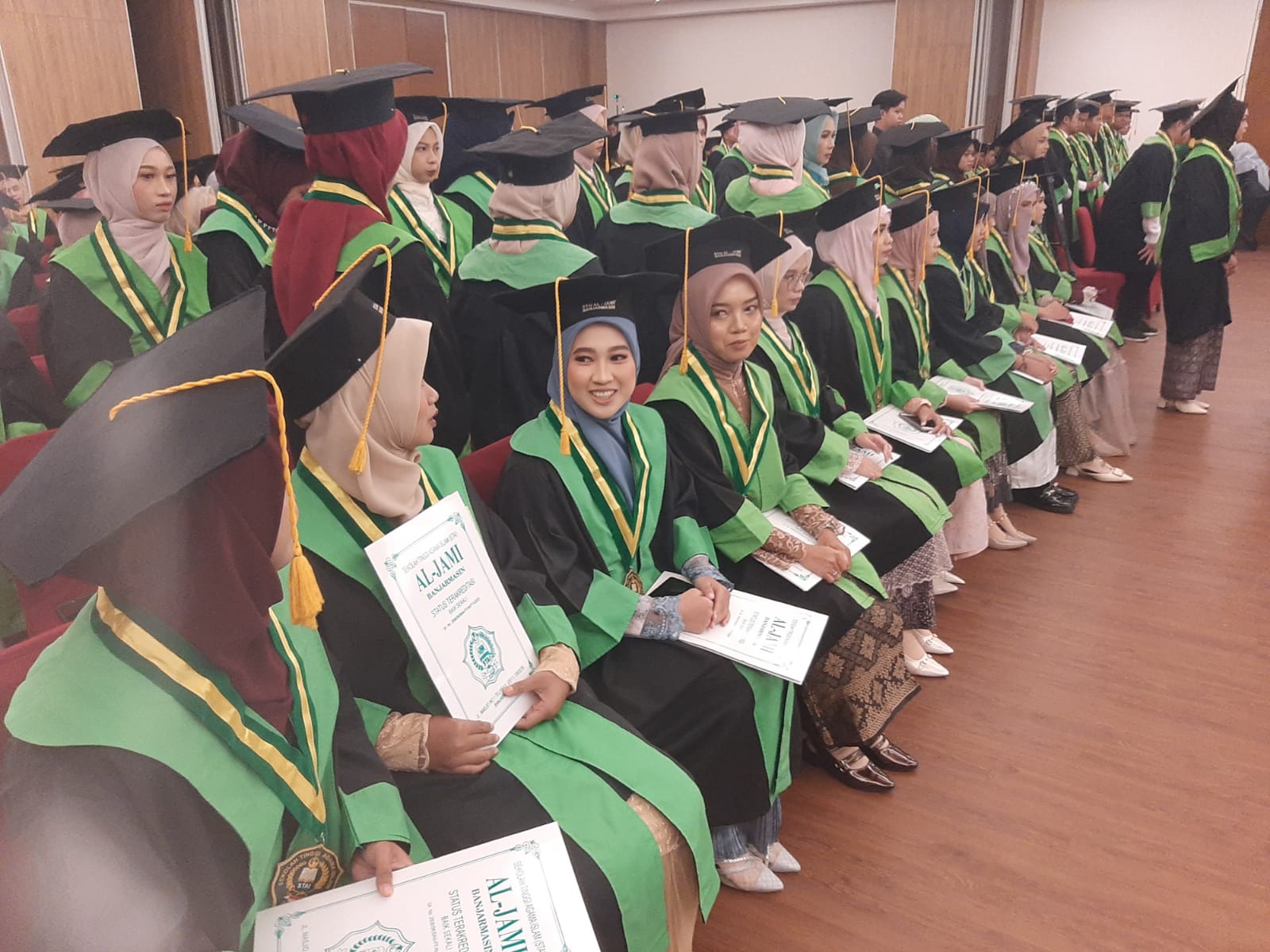 Sekolah Tinggi Agama Islam (STAI) Al Jami Banjarmasin Mewisuda 142 Lulusan