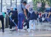 Wali Kota Pimpin Gotroy Bersihkan Siring Tendean dan Kawasan Tugu 0 Km