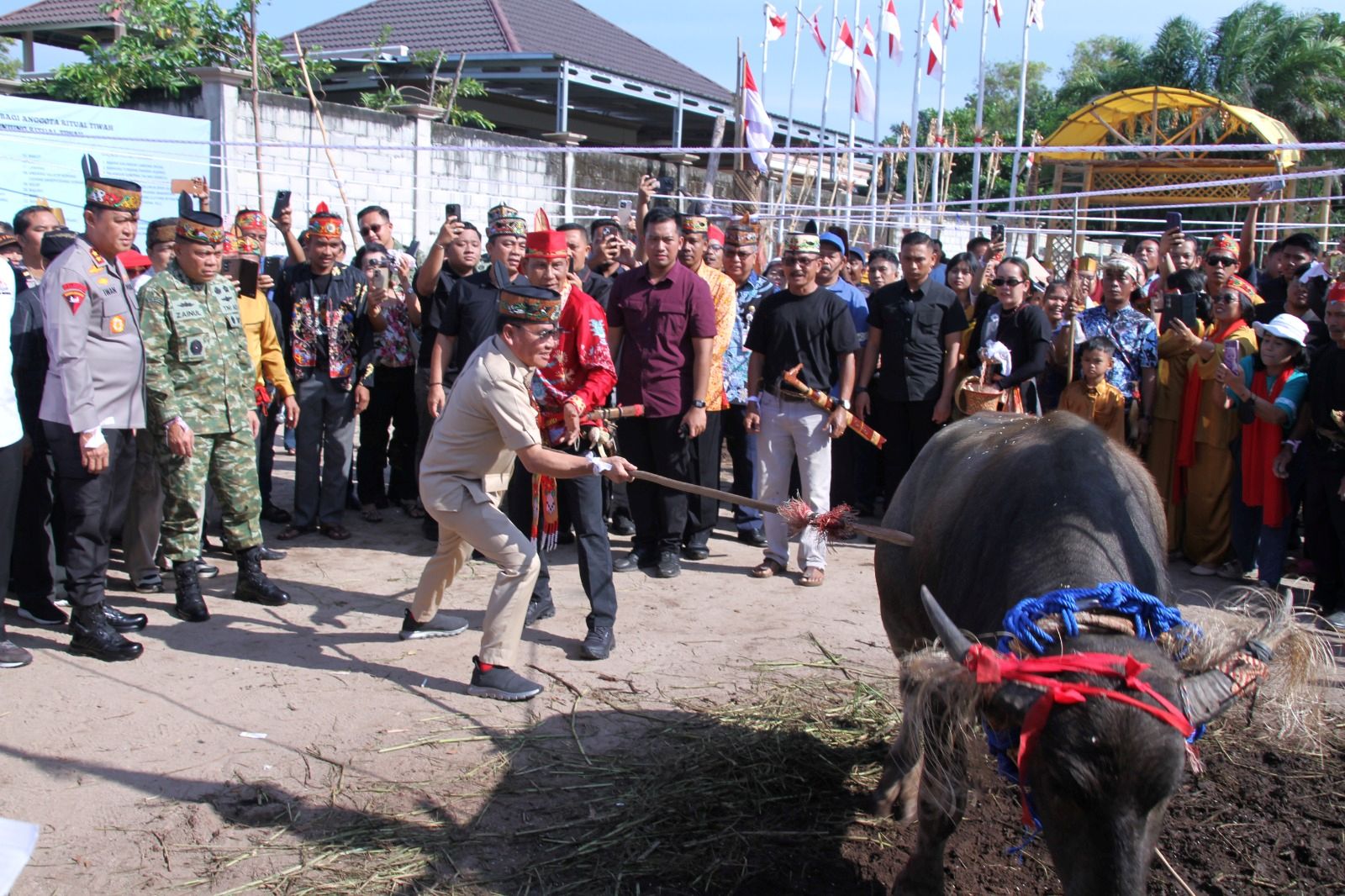 Gubernur Kalteng Hadiri Puncak Ritual Tiwah Upun Gawi, Arton: Tiwah Adalah Ritual Tertinggi Umat