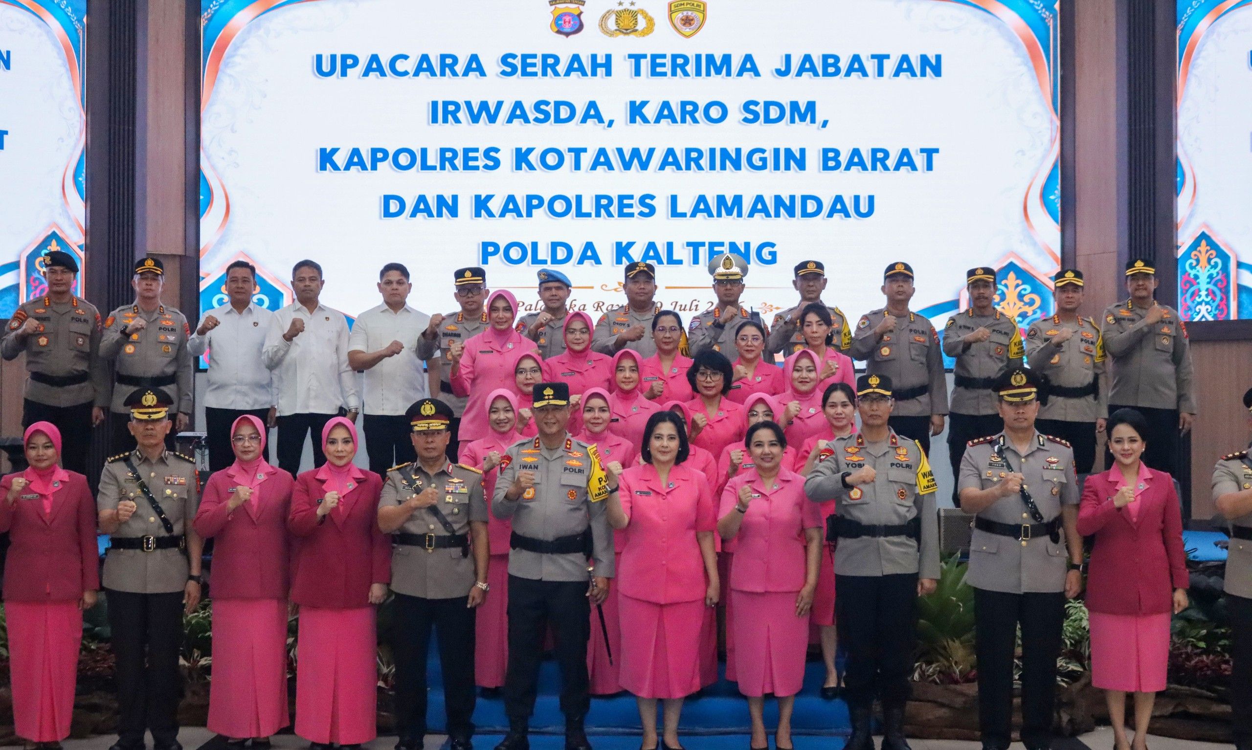 Kapolda Kalteng Pimpin Sertijab Irwasda, Karo SDM dan 2 Kapolres