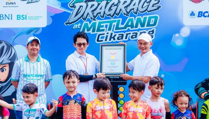 Metland Cikarang Kembali Raih Rekor MURI melalui Dragrace Pushbike  dengan Peserta Anak Terbanyak