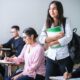 Bahasa Inggris di Kampus: Mitos atau Realita?