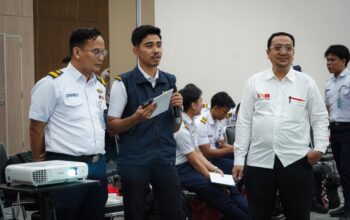 Jumlah Pengguna Meningkat, LRT Jabodebek Perkuat Kompetensi Train Attendant Jumlah Pengguna Meningkat, LRT Jabodebek Perkuat Kompetensi Train Attendant