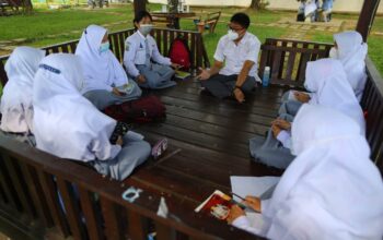 Bangun Generasi Emas, Grup MIND ID Salurkan 5.322 Beasiswa Bangun Generasi Emas, Grup MIND ID Salurkan 5.322 Beasiswa