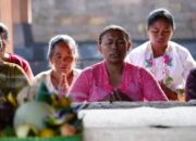 Lokakarya Revitalisasi Eco-Teologi Jawa Kuno Dorong Kawasan Candi Cetho dan Masyarakat Dusun Cetho Menjadi Pusat Pembelajaran Warisan Budaya Hidup Agraris Jawa Kuno Lokakarya Revitalisasi Eco-Teologi Jawa Kuno Dorong Kawasan Candi Cetho dan Masyarakat Dusun Cetho Menjadi Pusat Pembelajaran Warisan Budaya Hidup Agraris Jawa Kuno
