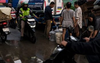 JUP lakukan perbaikan IPA Hutan Kota, PAM JAYA Komitmen Tetap Berikan Layanan Air melalui Bantuan Emergency Mobil Tangki hingga Pemberian Kompensasi selama periode gangguan JUP lakukan perbaikan IPA Hutan Kota, PAM JAYA Komitmen Tetap Berikan Layanan Air melalui Bantuan Emergency Mobil Tangki hingga Pemberian Kompensasi selama periode gangguan