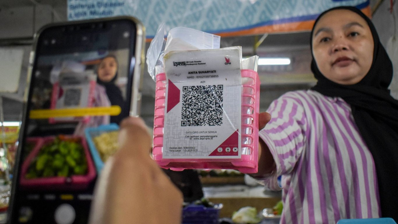 Dua Demokrasi, Satu Ruang Digital: Apa Arti Kunjungan Narendra Modi bagi UMKM Indonesia?