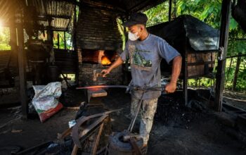 Holding Perkebunan Nusantara Perkuat IKM Lokal, PalmCo Dorong Pandai Besi Jadi Pemasok Industri Holding Perkebunan Nusantara Perkuat IKM Lokal, PalmCo Dorong Pandai Besi Jadi Pemasok Industri