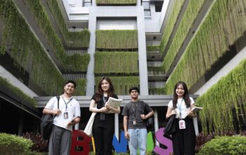 ICONATION 2026: BINUS @Alam Sutera Ajak Gen Z dan Orang Tua Memilih Masa Depan di Creative Business Campus melalui “Choose Your Future, #BeginAtTheRightPlace” ICONATION 2026: BINUS @Alam Sutera Ajak Gen Z dan Orang Tua Memilih Masa Depan di Creative Business Campus melalui “Choose Your Future, #BeginAtTheRightPlace”