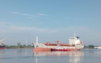Aceh Tegaskan Peran dalam Ekonomi Maritim Dunia, Dua Komoditas Unggulan Berlayar dari Pelabuhan Krueng Geukueh Aceh Tegaskan Peran dalam Ekonomi Maritim Dunia, Dua Komoditas Unggulan Berlayar dari Pelabuhan Krueng Geukueh