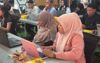 Telkom AI Connect Makassar Gandeng Skillforcuan, Latih 20 UMKM Strategi Influencer Marketing Berbasis AI Telkom AI Connect Makassar Gandeng Skillforcuan, Latih 20 UMKM Strategi Influencer Marketing Berbasis AI