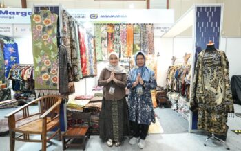 Jasa Marga Perluas Akses Pasar UMKM Binaan, Wujudkan Produk Lokal Go Internasional melalui BTN Indonesia Fashion Week 2026 Jasa Marga Perluas Akses Pasar UMKM Binaan, Wujudkan Produk Lokal Go Internasional melalui BTN Indonesia Fashion Week 2026