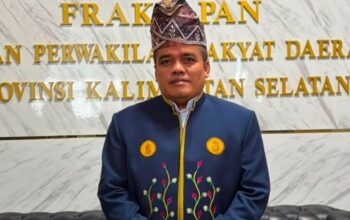 Peringatan Hari Jadi ke-76 Kalsel, Adrizal Ajak Seluruh Elemen Masyarakat Perkuat Kebersamaan Membangun Banua Peringatan Hari Jadi ke-76 Kalsel, Adrizal Ajak Seluruh Elemen Masyarakat Perkuat Kebersamaan Membangun Banua
