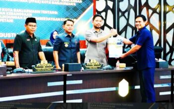 Pemko dan DPRD Banjarmasin Bahas Perubahan KUA-PPAS dan Empat Raperda Pemko dan DPRD Banjarmasin Bahas Perubahan KUA-PPAS dan Empat Raperda