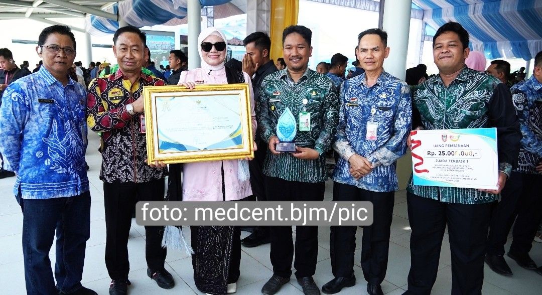 Banjarmasin Sabet Dua Penghargaan pada Puncak Harjad ke-76 Kalsel