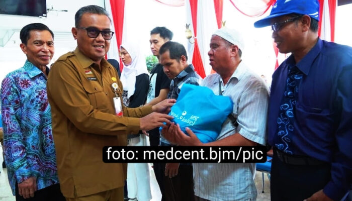Semangat Berbagi Harjad ke-500, FKUB Banjarmasin Salurkan 250 Sembako