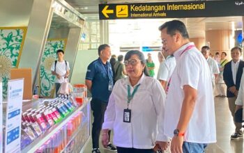 Permudah Konektivitas Wisatawan Sejak Tiba di Kalimantan Barat XLSMART Hadirkan Layanan Aktivasi SIM Card di Bandara Supadio