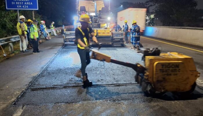 Wujudkan Jalan Tol yang Andal dan Berkualitas, PT Jasamarga Tollroad Maintenance Laksanakan Pekerjaan Preservasi di Ruas Jalan Tol Semarang