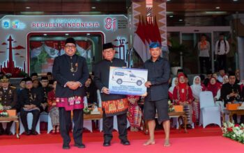 “HUT ke-81 RI, PAM JAYA Rayakan Kebersamaan dan Dukung Penyerahan Ambulans untuk Masyarakat Suku Baduy” “HUT ke-81 RI, PAM JAYA Rayakan Kebersamaan dan Dukung Penyerahan Ambulans untuk Masyarakat Suku Baduy”