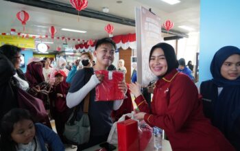 HUT ke-81 RI Makin Semarak, LRT Jabodebek Meriahkan bersama Pengguna HUT ke-81 RI Makin Semarak, LRT Jabodebek Meriahkan bersama Pengguna