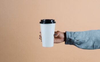 Ngopi dan Ngemil Lebih Hemat, Ada Promo QRIS neobank hingga 50% di Kenangan Brands