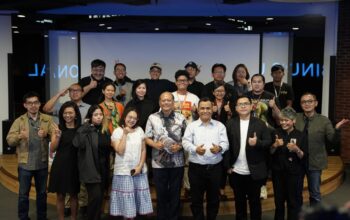 MODB BINUS UNIVERSITY Pertemukan Karya Master Designer dengan Industri Kreatif melalui ‘The Convergence of Design’ MODB BINUS UNIVERSITY Pertemukan Karya Master Designer dengan Industri Kreatif melalui ‘The Convergence of Design’