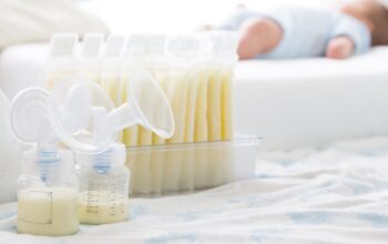 Tak Sekadar ASI Pertama, Ini Alasan Kolostrum Dijuluki Liquid Gold Tak Sekadar ASI Pertama, Ini Alasan Kolostrum Dijuluki Liquid Gold
