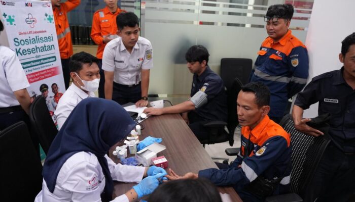 Perawatan LRT Jabodebek Berlangsung Saat Malam, Tim Kesehatan Jaga Kondisi Petugas