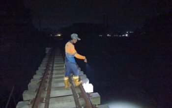 KAI Daop 2 Bandung Pastikan Keselamatan Perjalanan Kereta Api Pasca Gempa Pangandaran, Pemeriksaan Jalur Masih Berlangsung KAI Daop 2 Bandung Pastikan Keselamatan Perjalanan Kereta Api Pasca Gempa Pangandaran, Pemeriksaan Jalur Masih Berlangsung