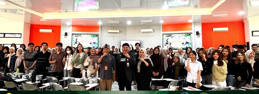 Ratusan Mahasiswa Administrasi Bisnis ULM Siap Bangun Bisnis E-Commerce Usai Kuliah Umum
