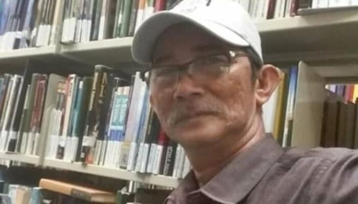 “Warga Sesak Dihantam Asap, Istri Sekdaprov Kalsel Malah Pesta Bak ABG: ‘Gila Validasi!’”