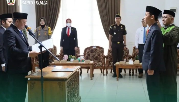 Selamat Riyanto Resmi Jadi Sekda Batola, Bupati Minta Segera Kawal RPJMD