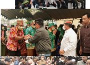 Gubernur Kalteng Agustiar Sabran Kunjungi Kapuas, Serahkan Bantuan bagi Masyarakat Terdampak Karhutla dan Kekeringan Gubernur Kalteng Agustiar Sabran Kunjungi Kapuas, Serahkan Bantuan bagi Masyarakat Terdampak Karhutla dan Kekeringan