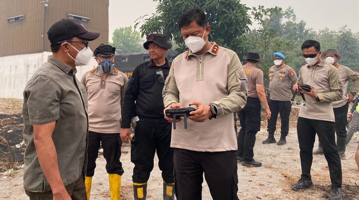 Bersama Kabinda, Kapolda Kalteng Tinjau Penanganan Karhutla di Manduhara