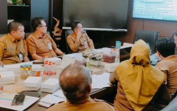 Sekda Selamat Riyanto Pimpin TAPD, APBD Perubahan 2026 Jadi Perhatian Sekda Selamat Riyanto Pimpin TAPD, APBD Perubahan 2026 Jadi Perhatian