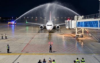 Warna Baru Penerbangan Kuala Lumpur – Banjarmasin, Bandara Internasional Syamsudin Noor Sambut Batik Air Malaysia