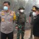 Pantau Karhutla di Bukit Rawi Bersama Gubernur dan Pangdam, Kapolda Kalteng Pastikan Ketersediaan Sumur Bor