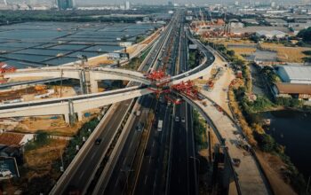 PTPP Progreskan Pembangunan Tol Kataraja Seksi 1 hingga 94,9%, Uji  Pembebanan Jembatan Ramp 1 Tuntas