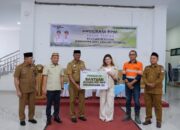 PT ASA Serahkan Beasiswa Pendidikan bagi 14 Mahasiswa di Bolaang Mongondow Timur