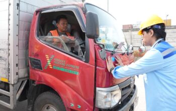 Peringati HUT RI ke-81, PT PSL Dorong Transportasi Bersih melalui Uji Emisi Kendaraan di Kawasan Pelabuhan Tanjung Priok Peringati HUT RI ke-81, PT PSL Dorong Transportasi Bersih melalui Uji Emisi Kendaraan di Kawasan Pelabuhan Tanjung Priok