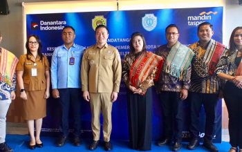 Bank Mandiri Taspen Dorong Digitalisasi Retribusi dan Transaksi Pedagang Pasar Kota Kupang